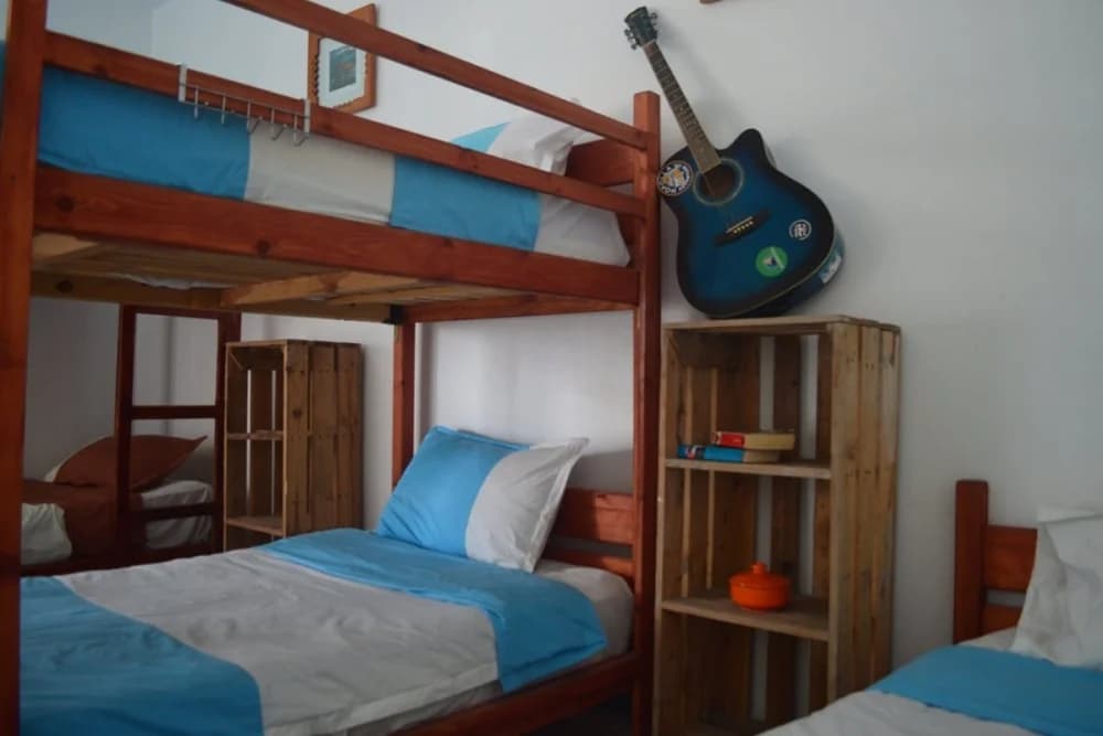 Taghazout 1-Week Group Retreat (6+ People) – 5 Surf Lesson Days + 2 Yoga Sessions + Full Meals + Accommodation - 3